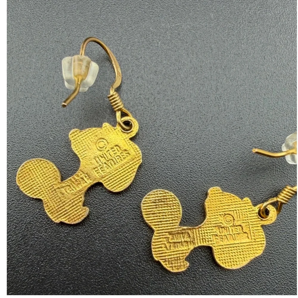 Aviva Taiwan Peanuts Snoopy Tennis Earrings Gold Tone Vintage Enamel READ